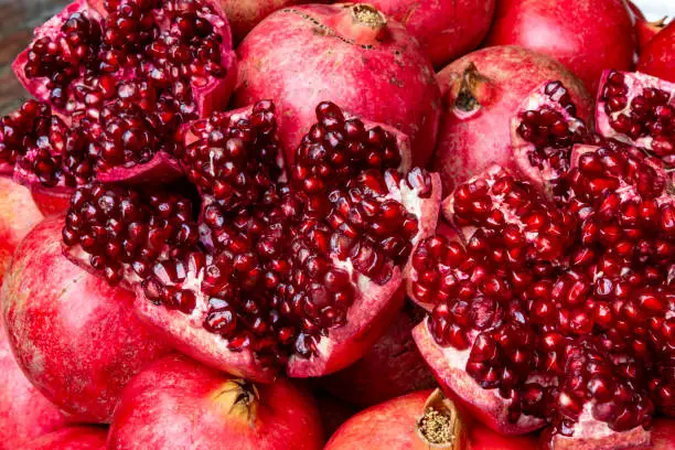 punicum - fruits that end with um